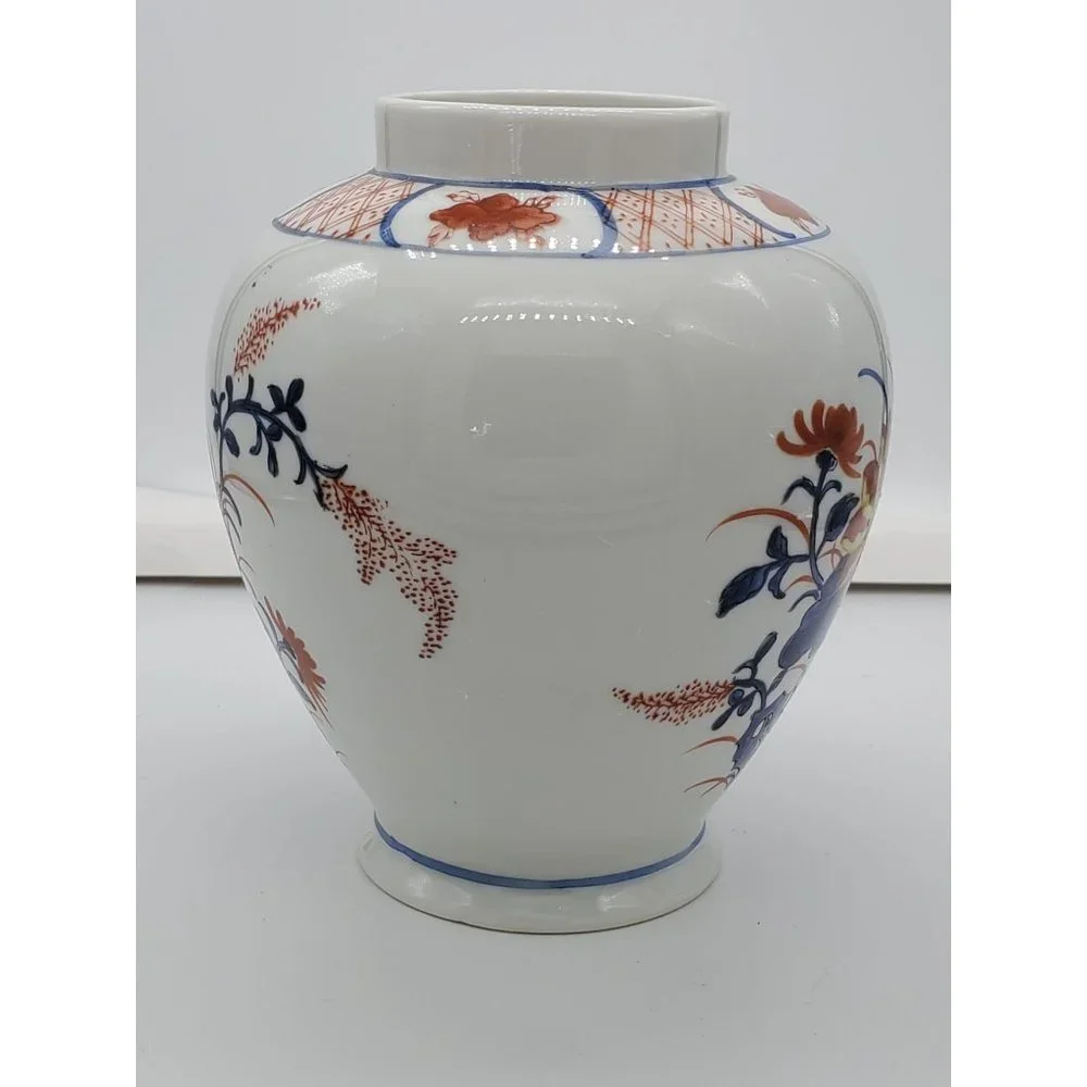 Vintage Vase - floral design - ACF Japanese Porcelain Ware - Decorated in Hong K